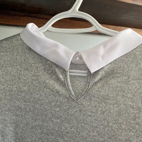 Grey Sweater with a mock collar and shirt at the bottom Size 2X - Picture 10 of 13